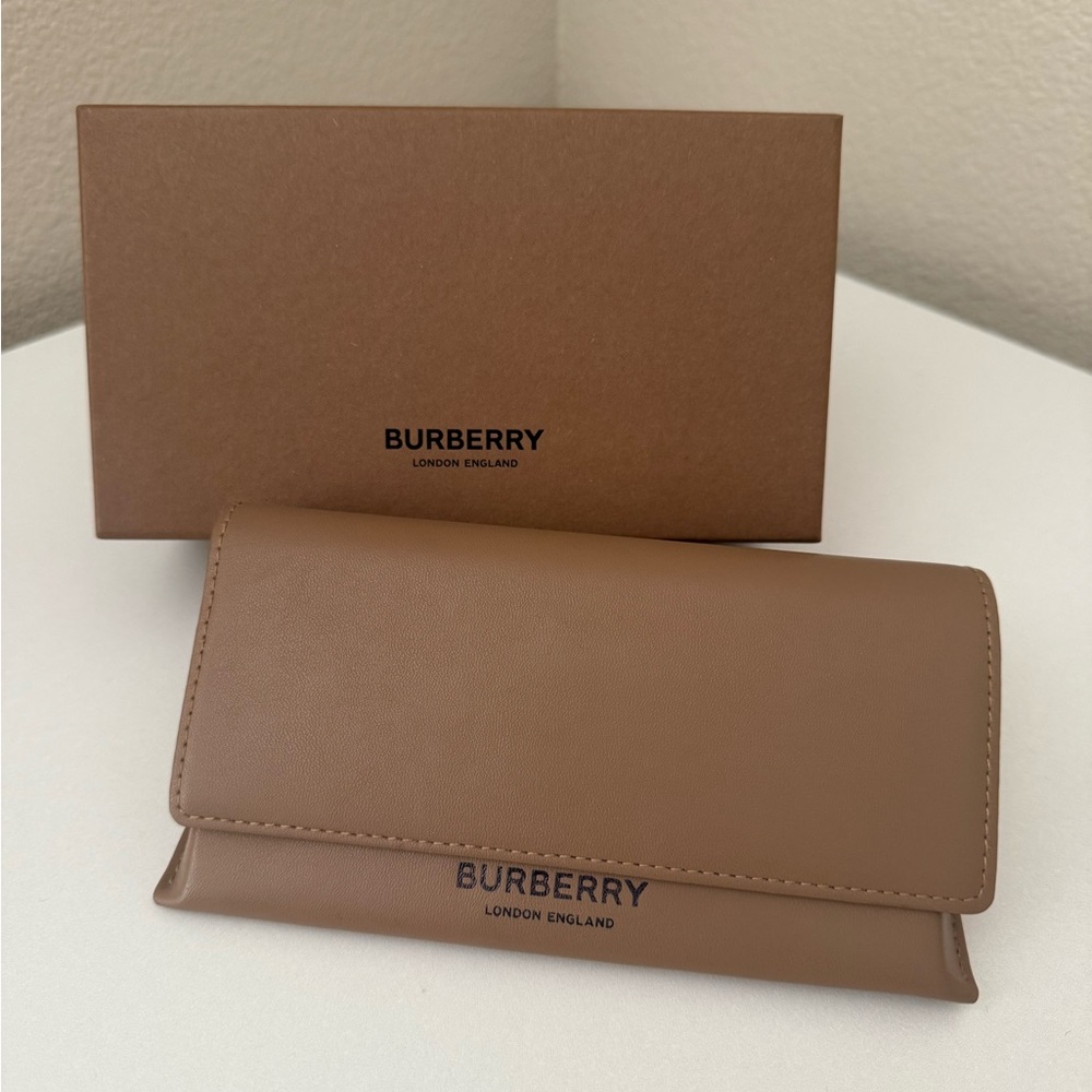 Burberry Tan Leather Sunglasses Case